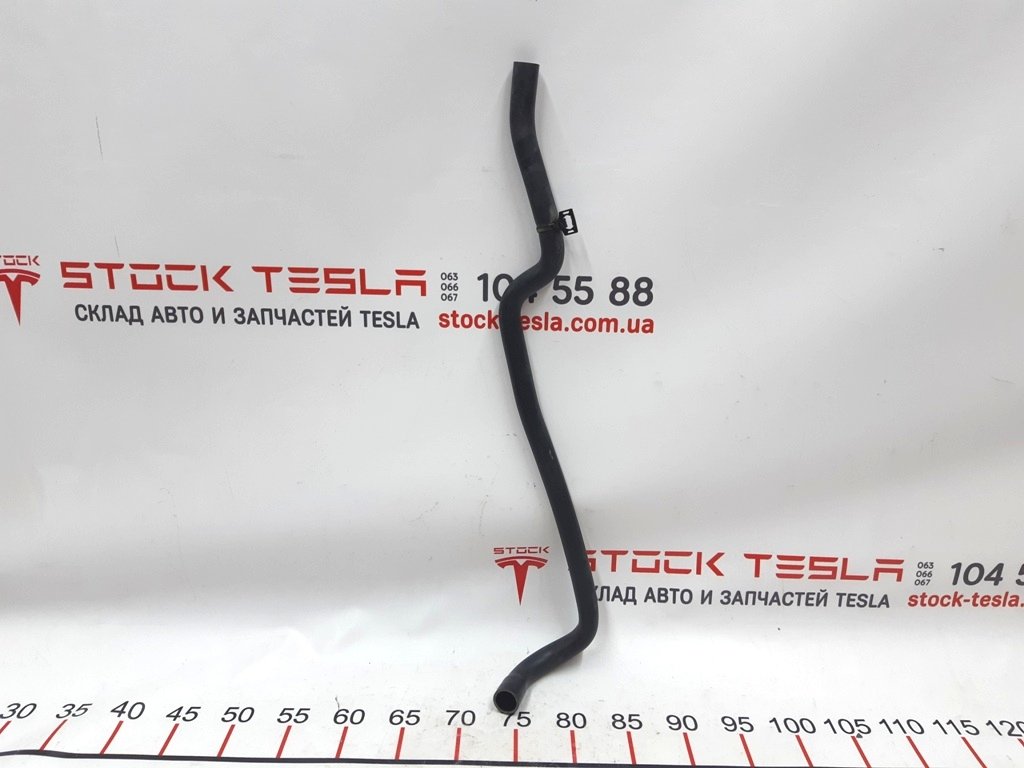 16 Bakre värmare avloppsrör Tesla modell X 1069343-00-C